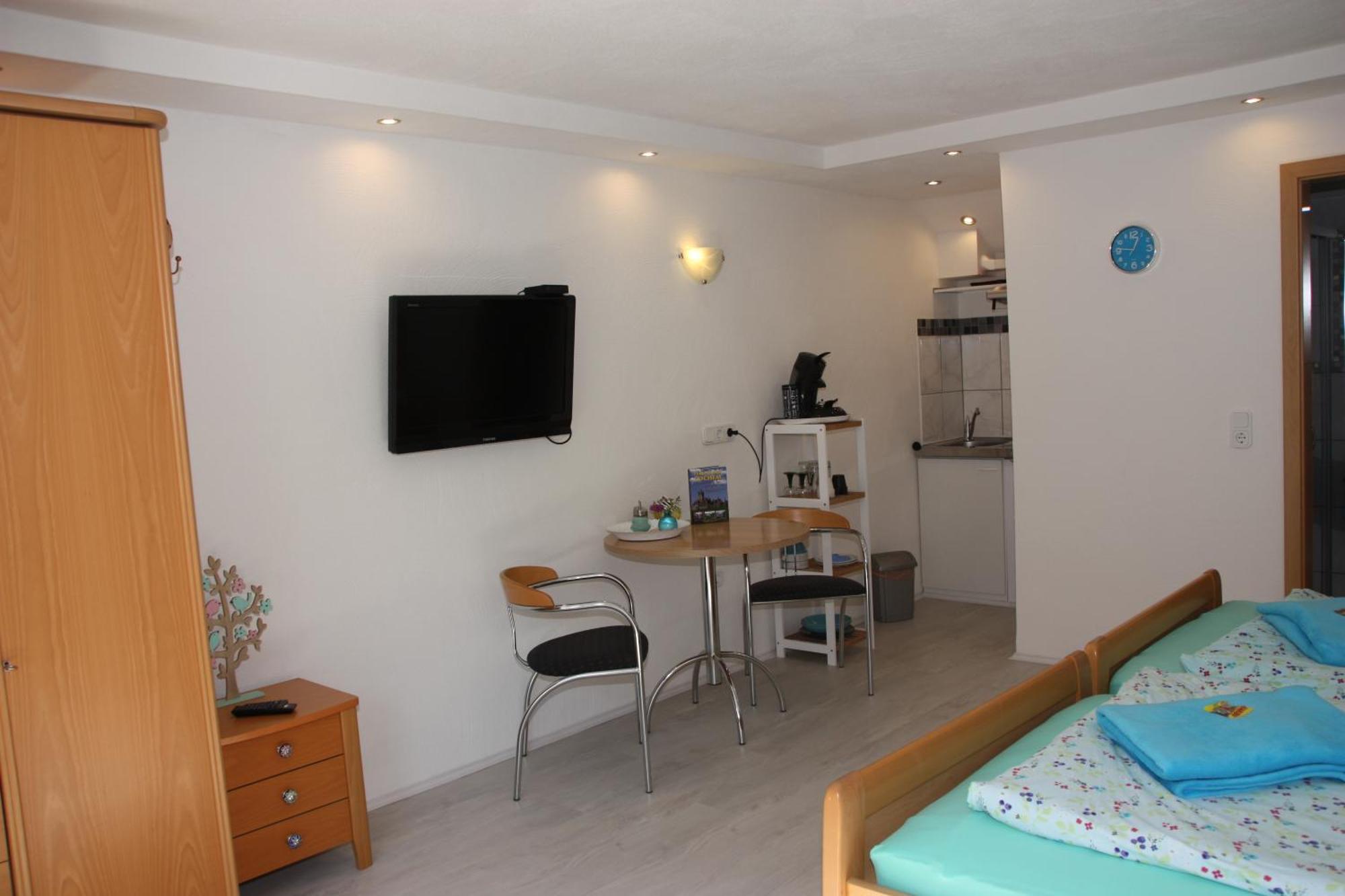 Pension Camping Schausten Кохем Екстер'єр фото